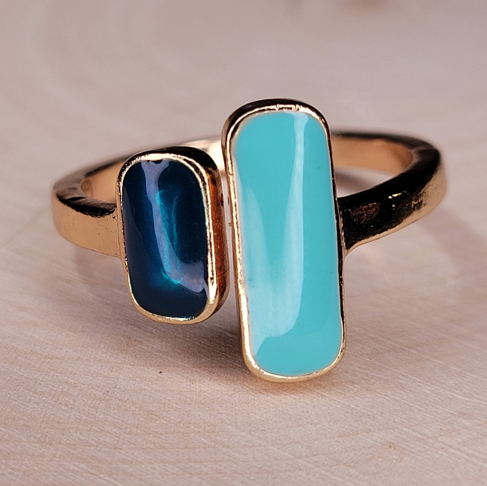 🎉HP🎉Retro Gold Cuff Ring